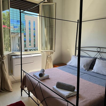 Hotel Una Stanza Privata Vicino Al Vaticano. Roma Exterior foto